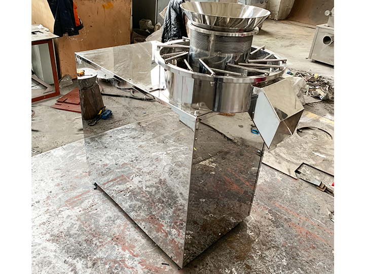 ZLB旋轉(zhuǎn)式制粒機